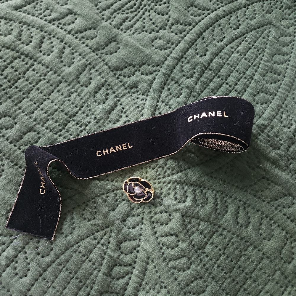 Holiday Ribbon and Charm